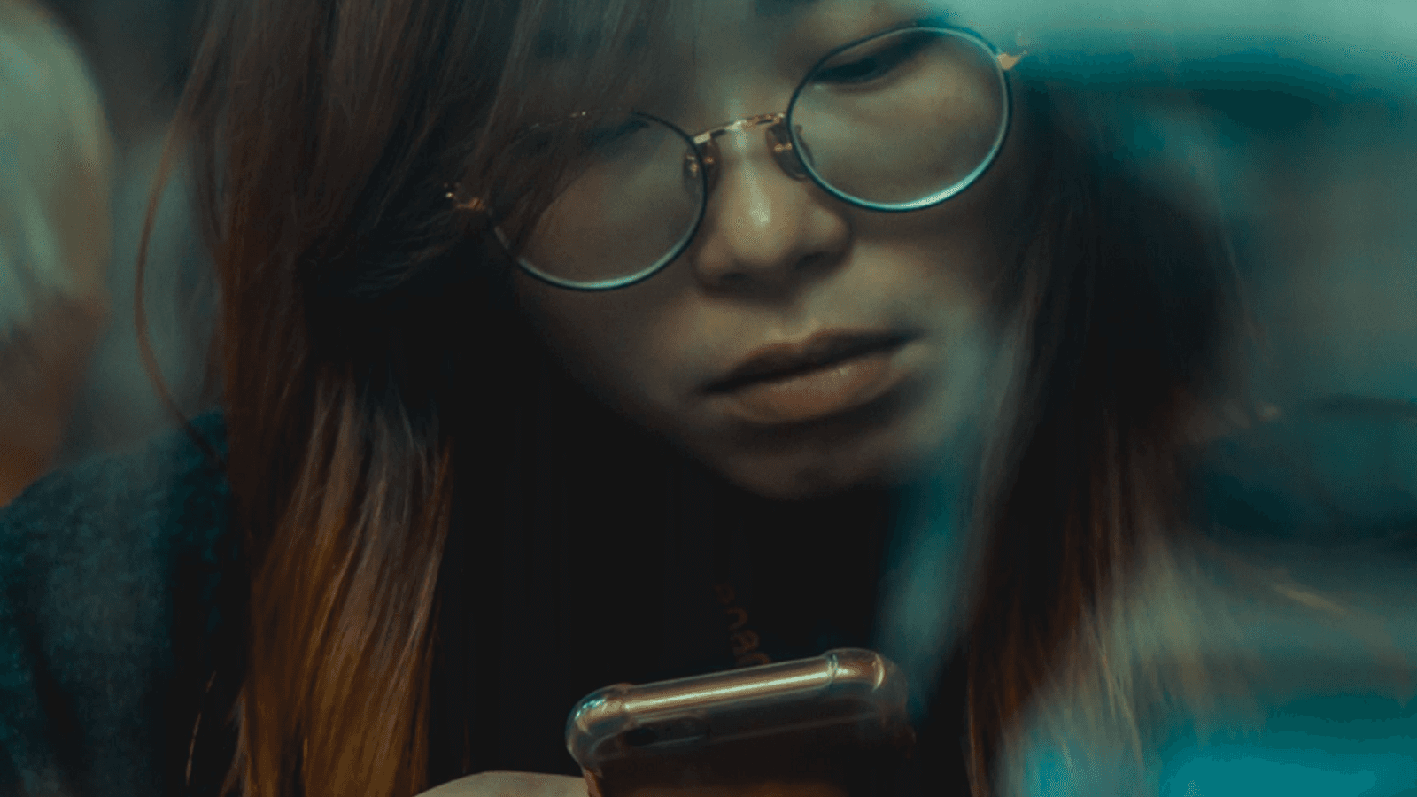 How to Spot a Fake Profile and Avoid Dating Scams